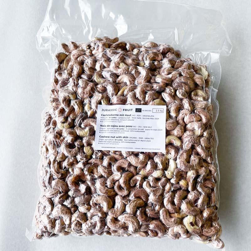 Cashew nut with skin
