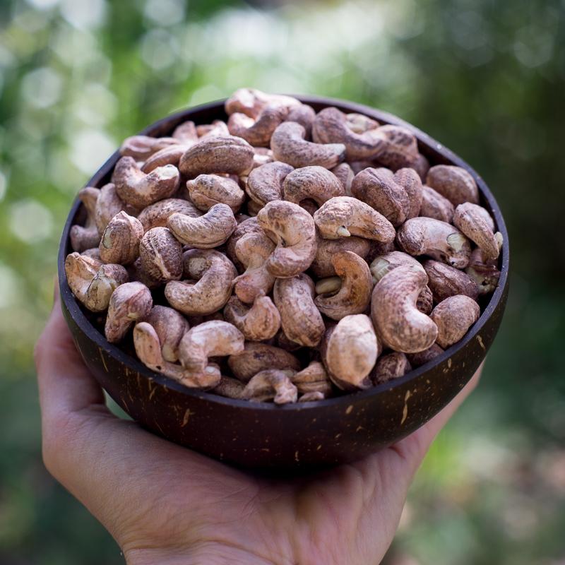 Cashew nut with skin