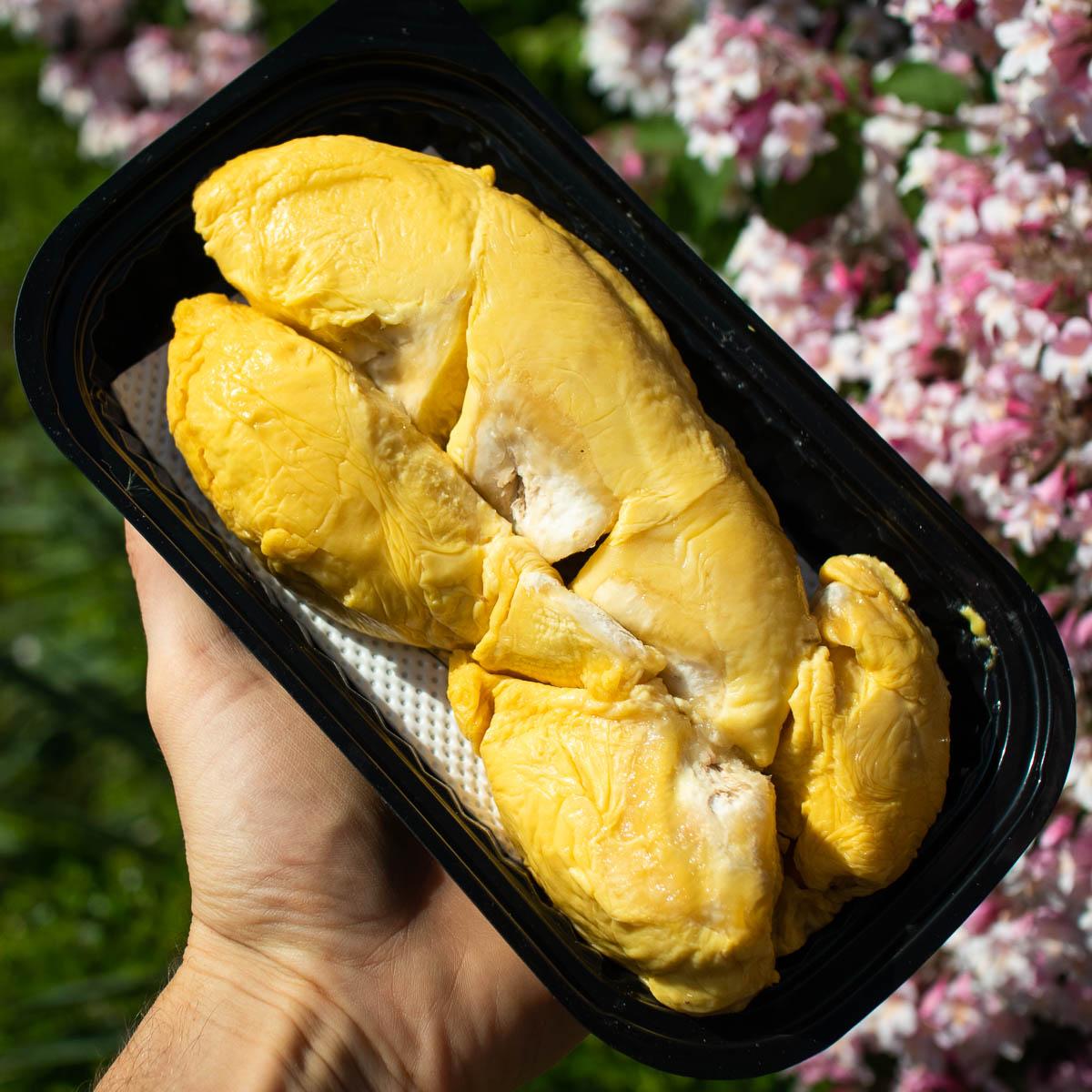 Durian Ri Sao peeled