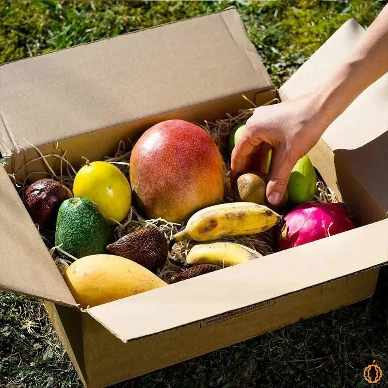 Curated fruit boxes