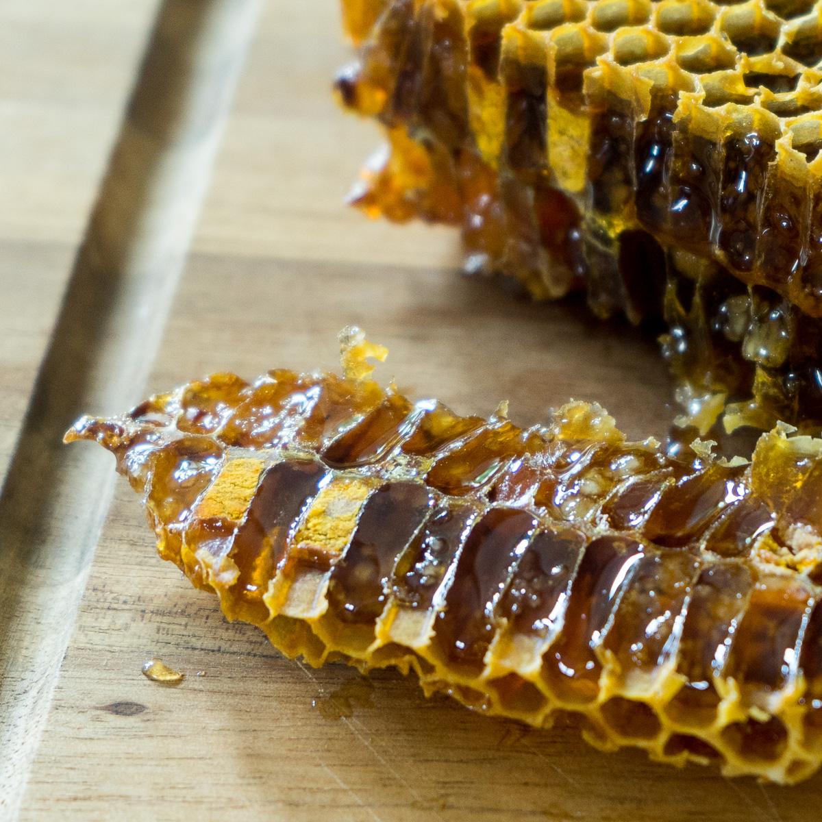 Bee Pollen Comb Honey (Honey & Pollen)