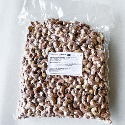 Cashew nut with skin