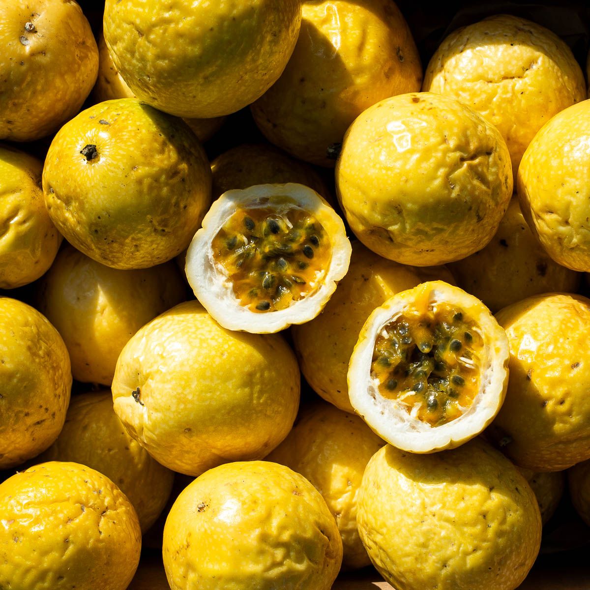 Passionfruit Yellow (maracuja) sweet
