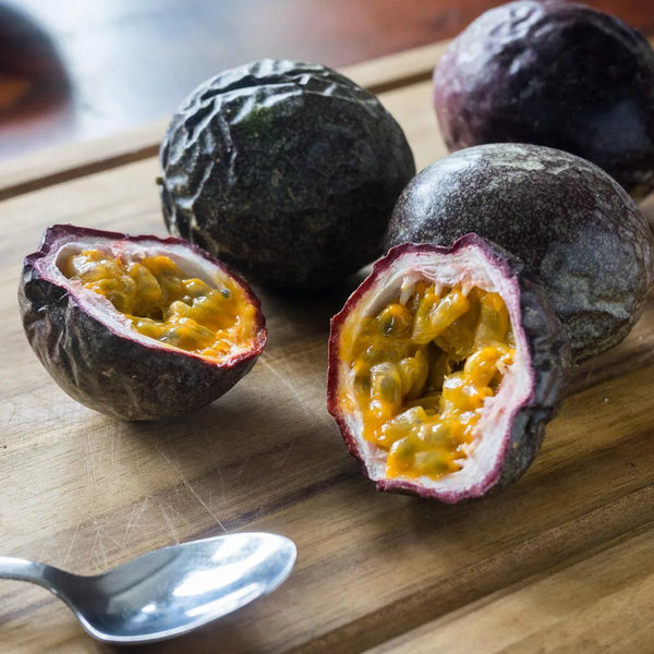 Fruit de la passion pourpre