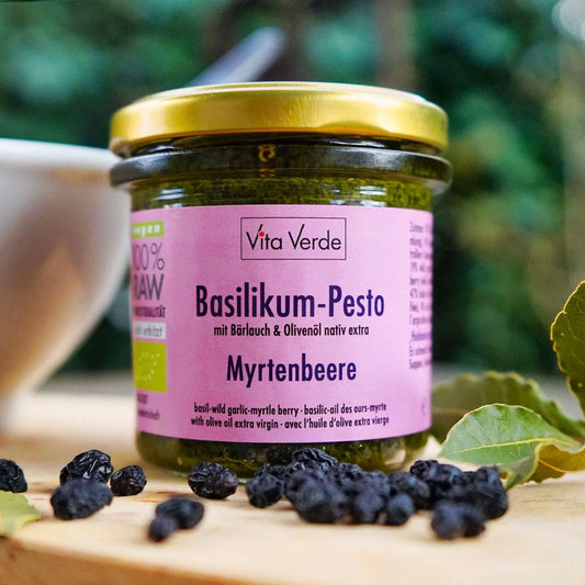 Basilikum-Myrtenbeeren Pesto bio & roh